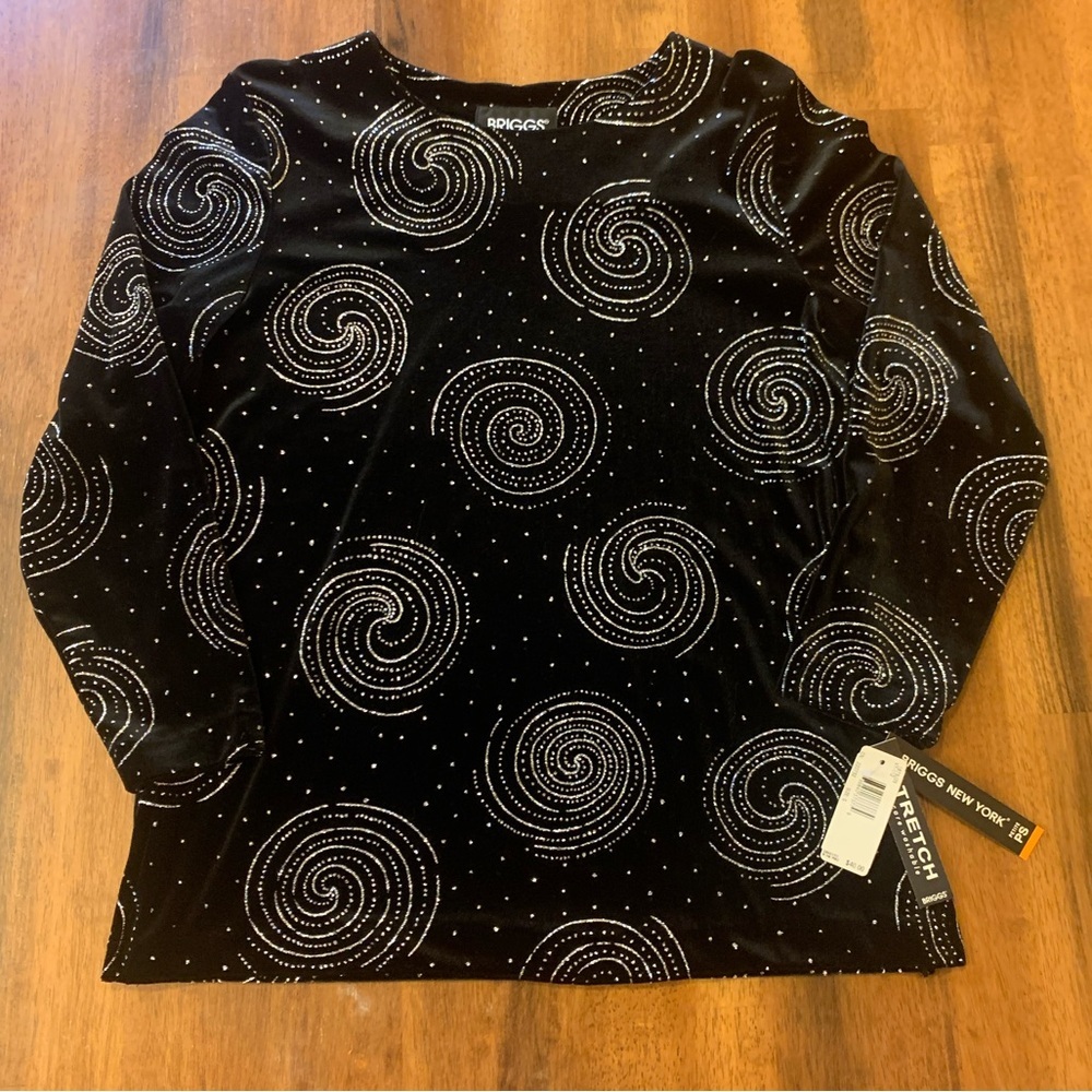 Briggs New York NWT top women’s Petite Small Black Sliver Glitter Stretch Velvet
